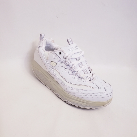 all white skechers
